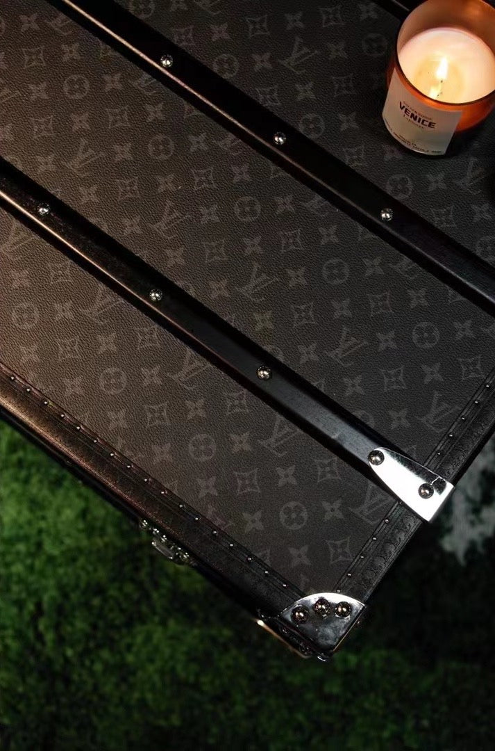 CUSTOM LV BLACK TRUNK