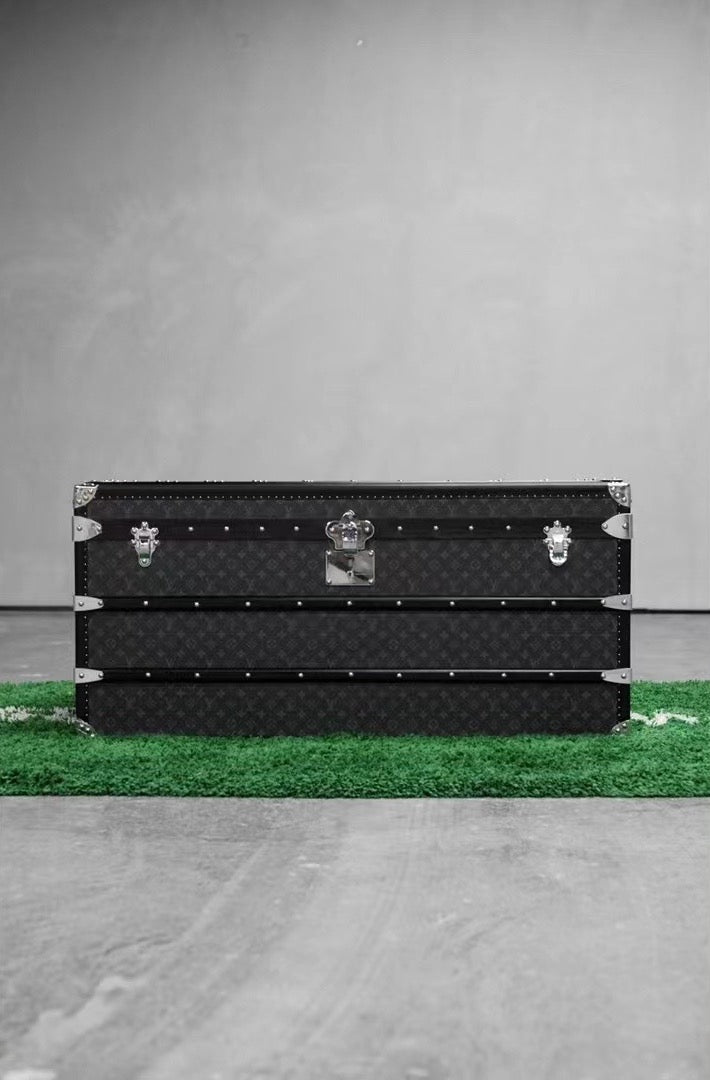 CUSTOM LV BLACK TRUNK