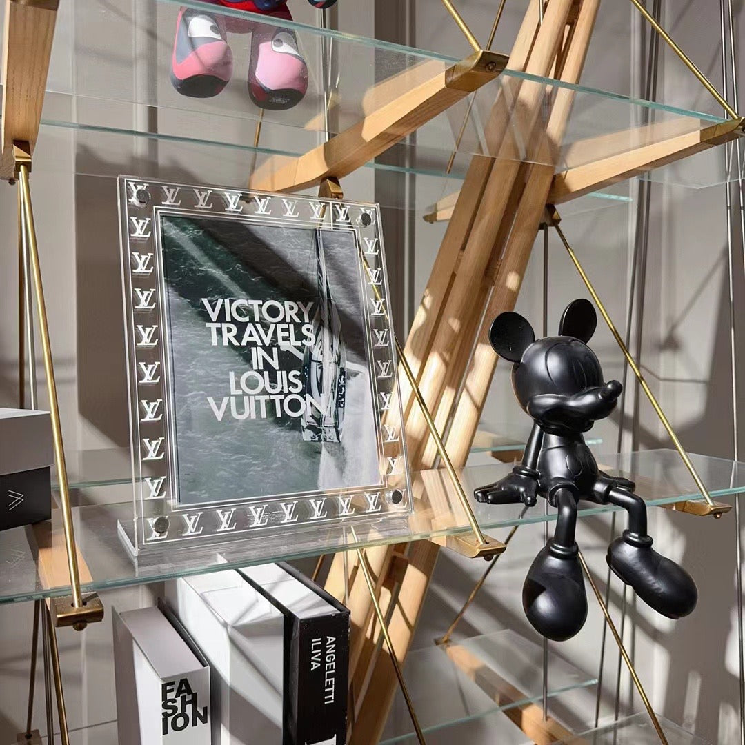 CUSTOM TRANSPARENT PICTURE FRAME