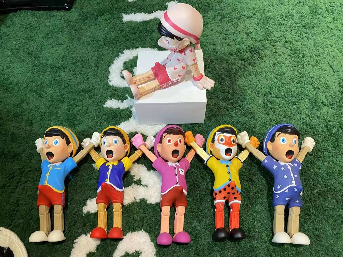 PINOCCHIO FIGURES CLASSIC (A WOOD AWAKENING)
