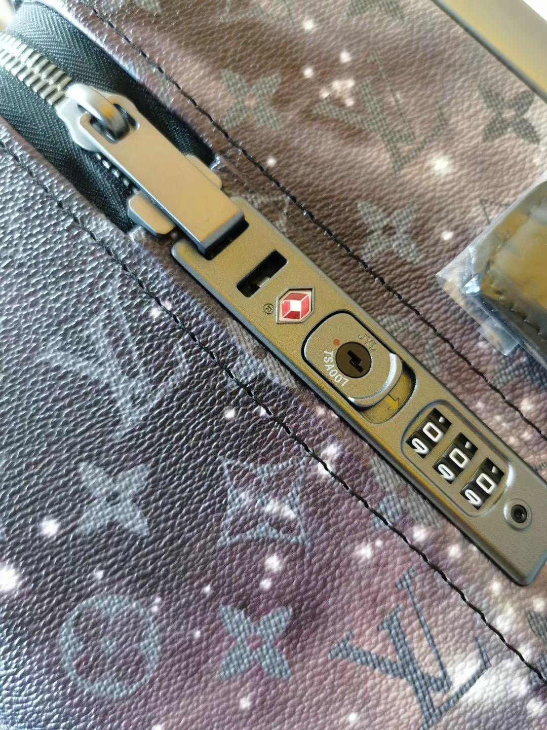 CUSTOM GALAXY CABIN 37L HORIZON 55 SUITCASE