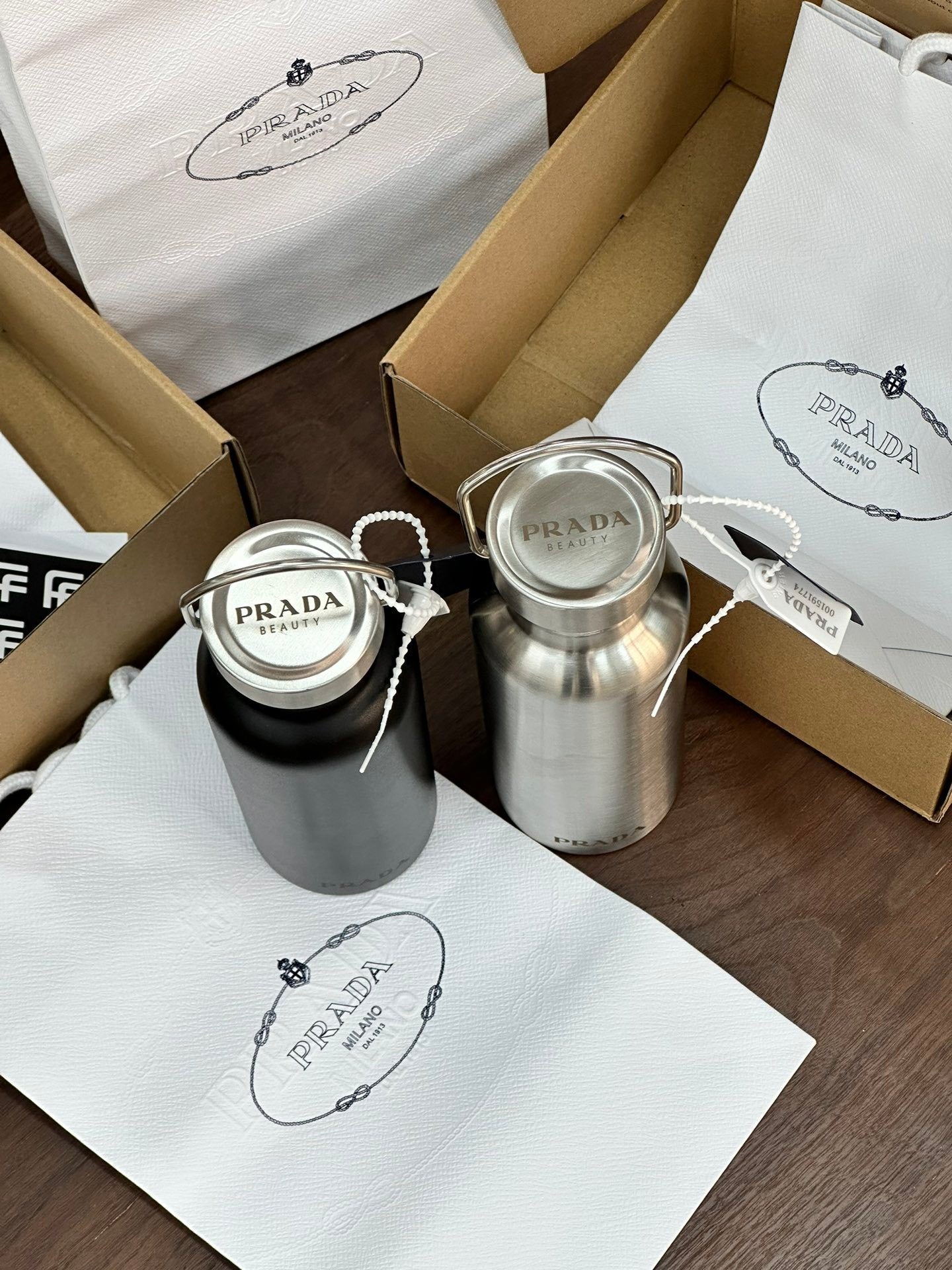 PRADA STAINLESS STEEL BOTTLE 2.0
