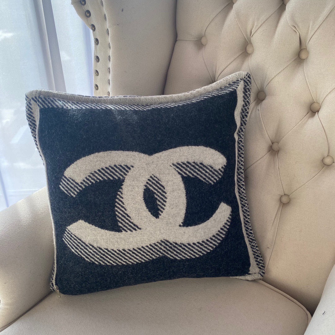 COCO WOOL THROW PILLOW 2.0