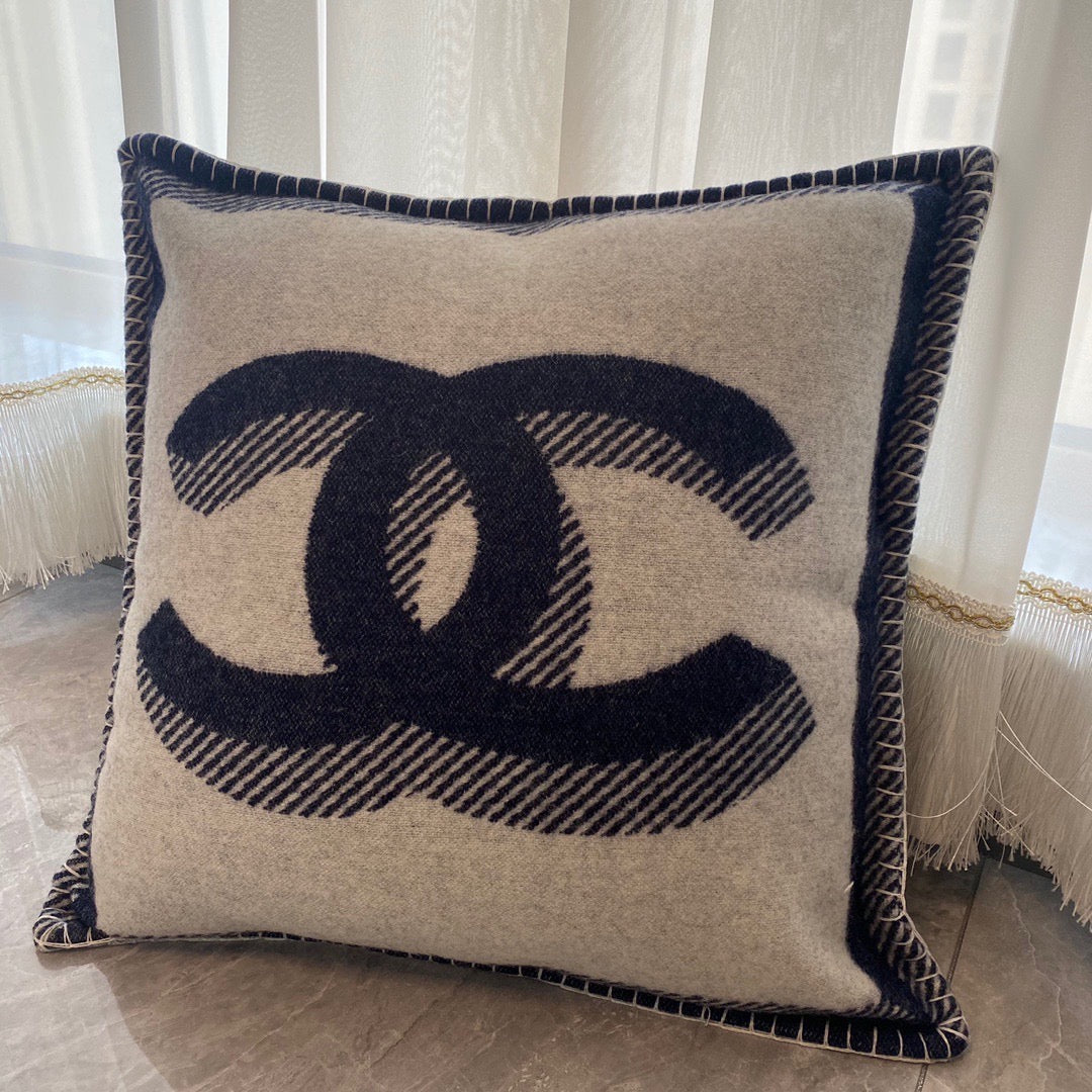 COCO WOOL THROW PILLOW 2.0
