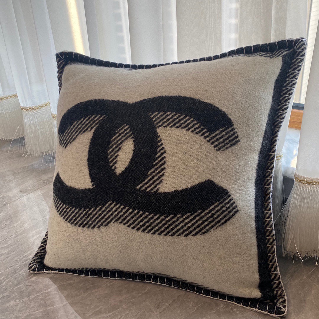 COCO WOOL THROW PILLOW 2.0