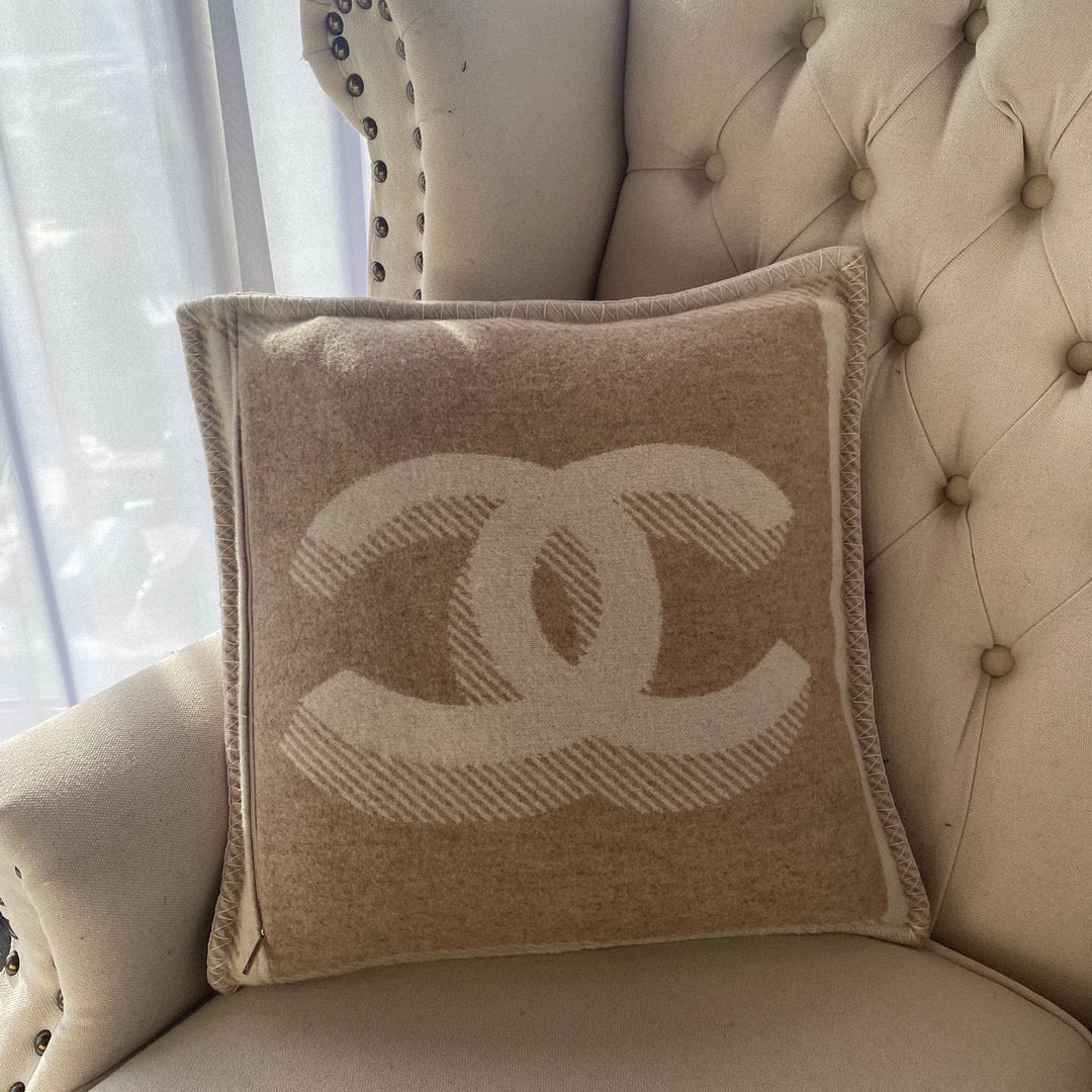 COCO WOOL THROW PILLOW 2.0