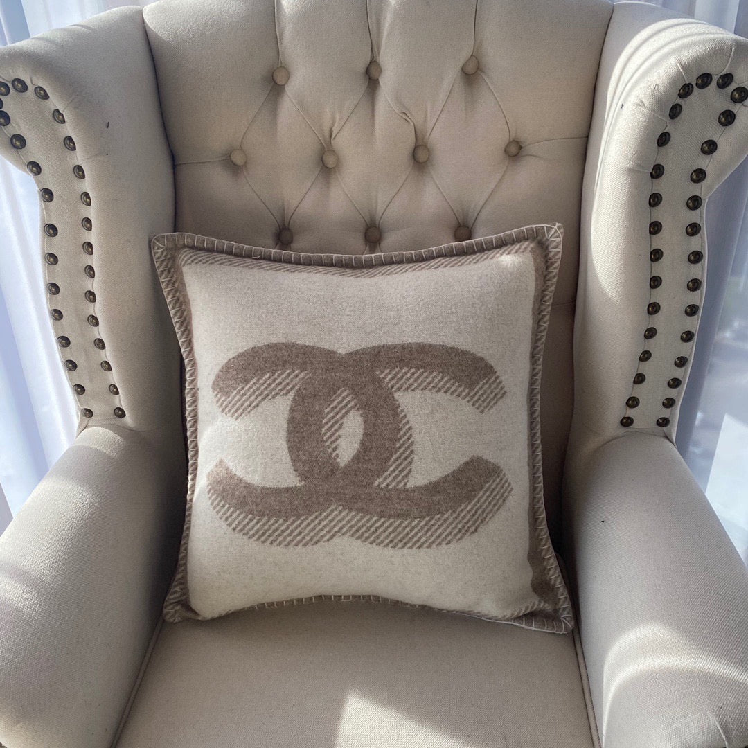 COCO WOOL THROW PILLOW 2.0