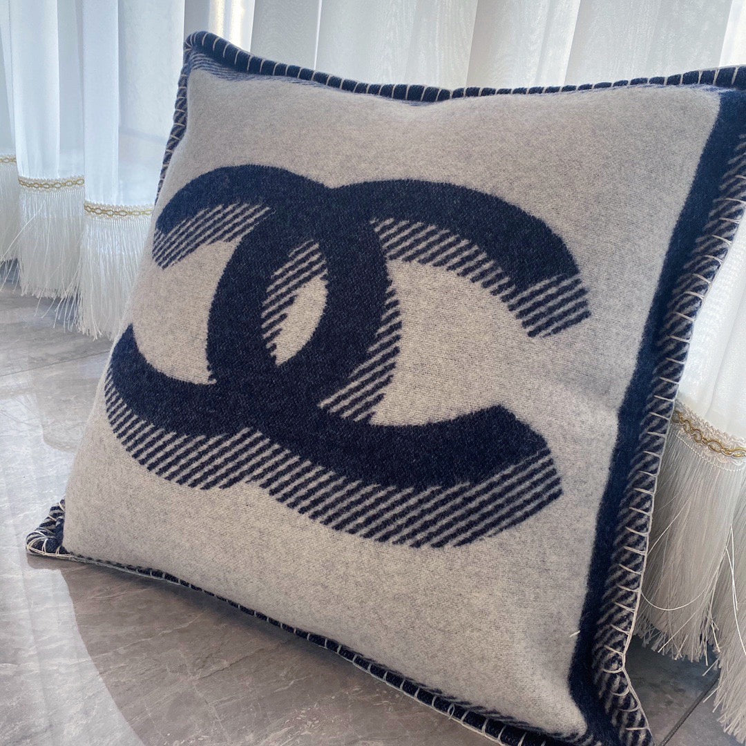 COCO WOOL THROW PILLOW 2.0