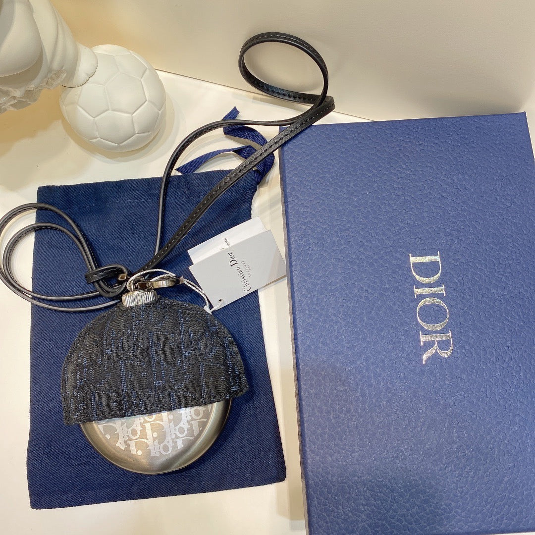 CUSTOM MONOGRAM AQUA FLASK