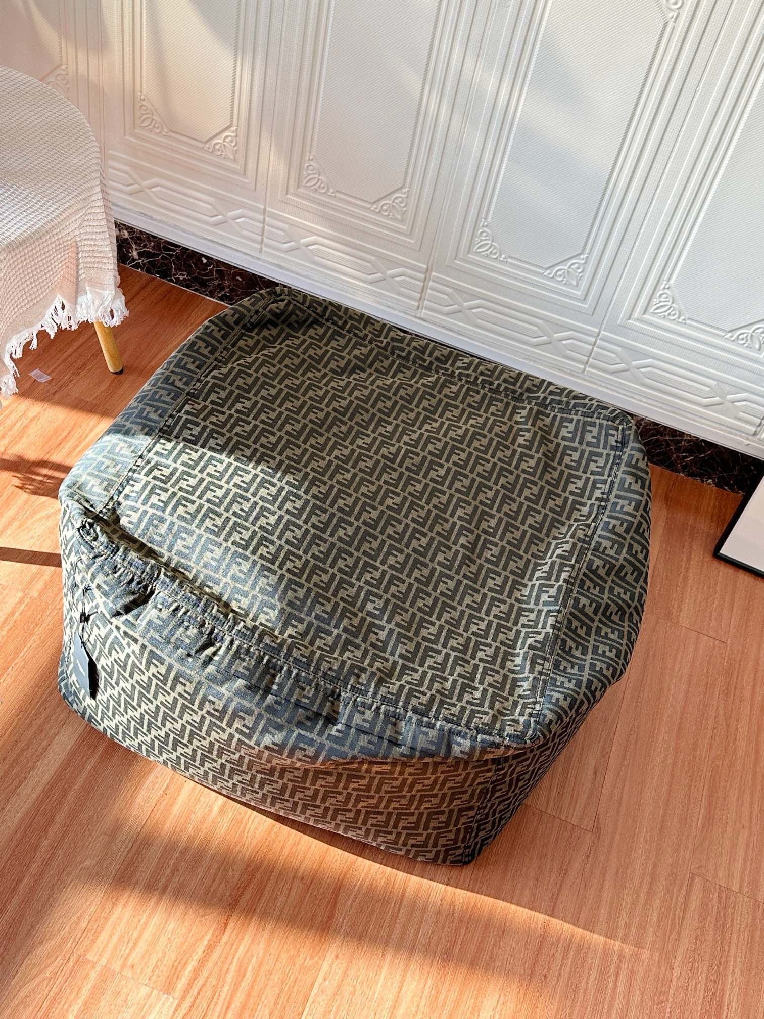 FENDI BROWN BEAN BAG