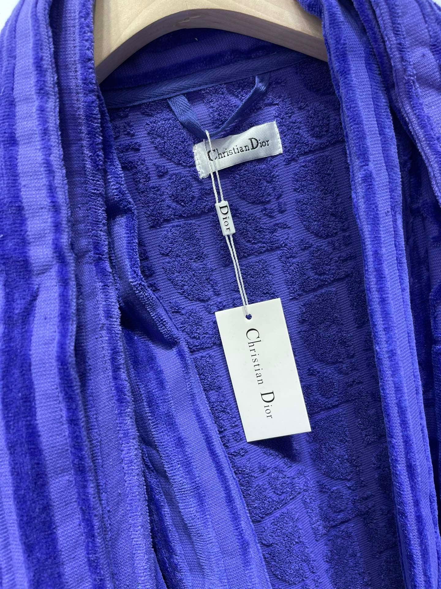 CHRISTIAN OBLIQUE BATH ROBE