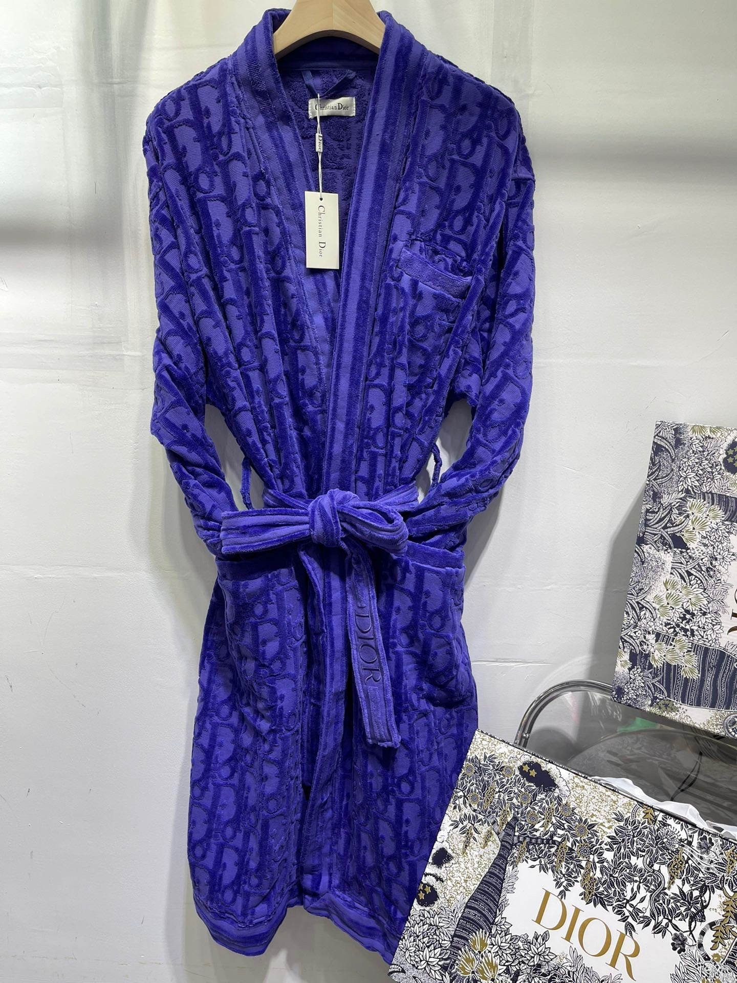 CHRISTIAN OBLIQUE BATH ROBE