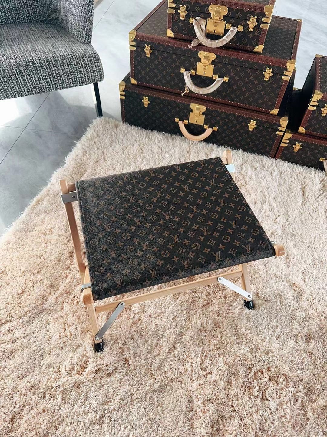 CUSTOM LV FOLDING STOOL