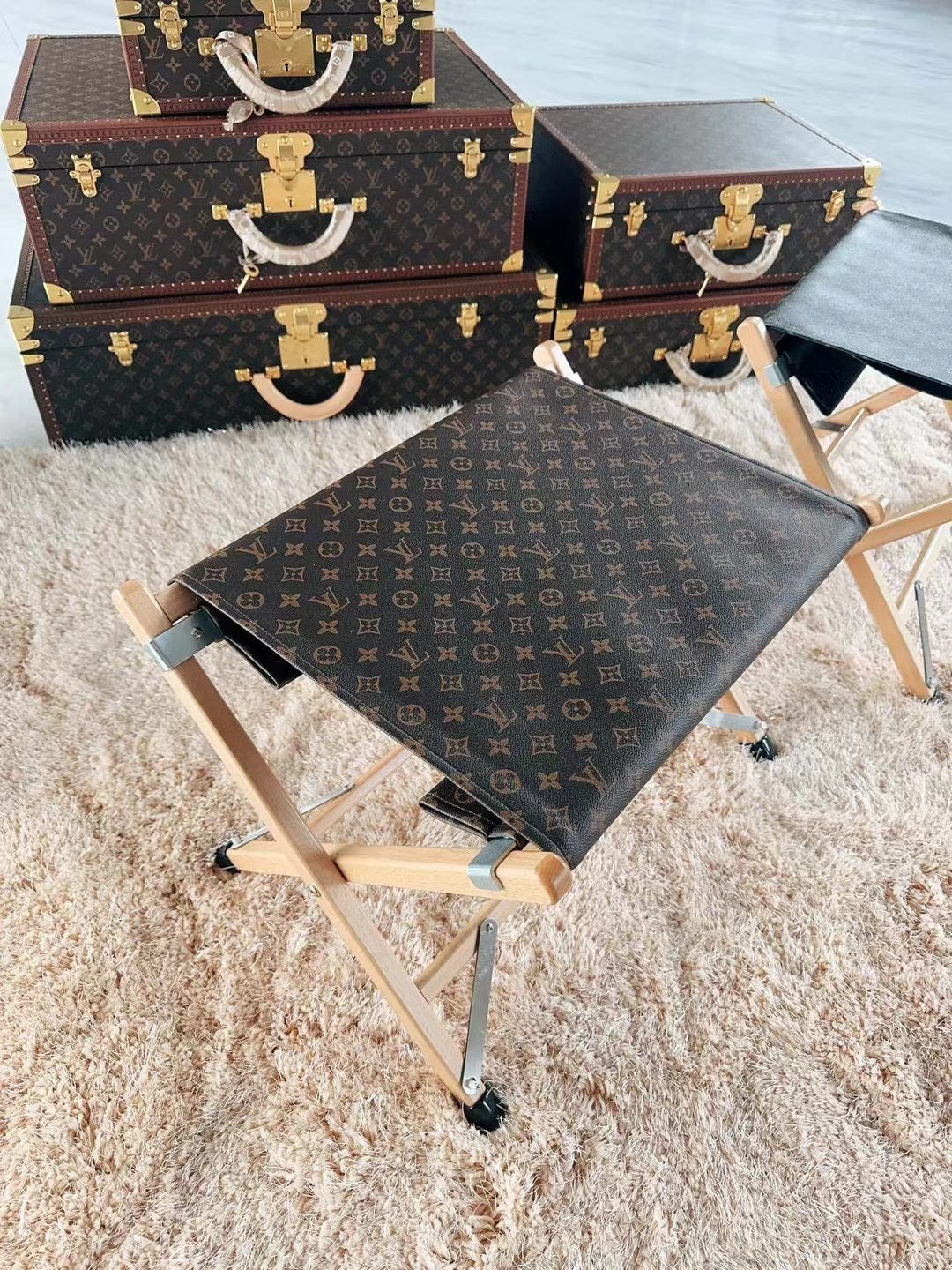 CUSTOM LV FOLDING STOOL