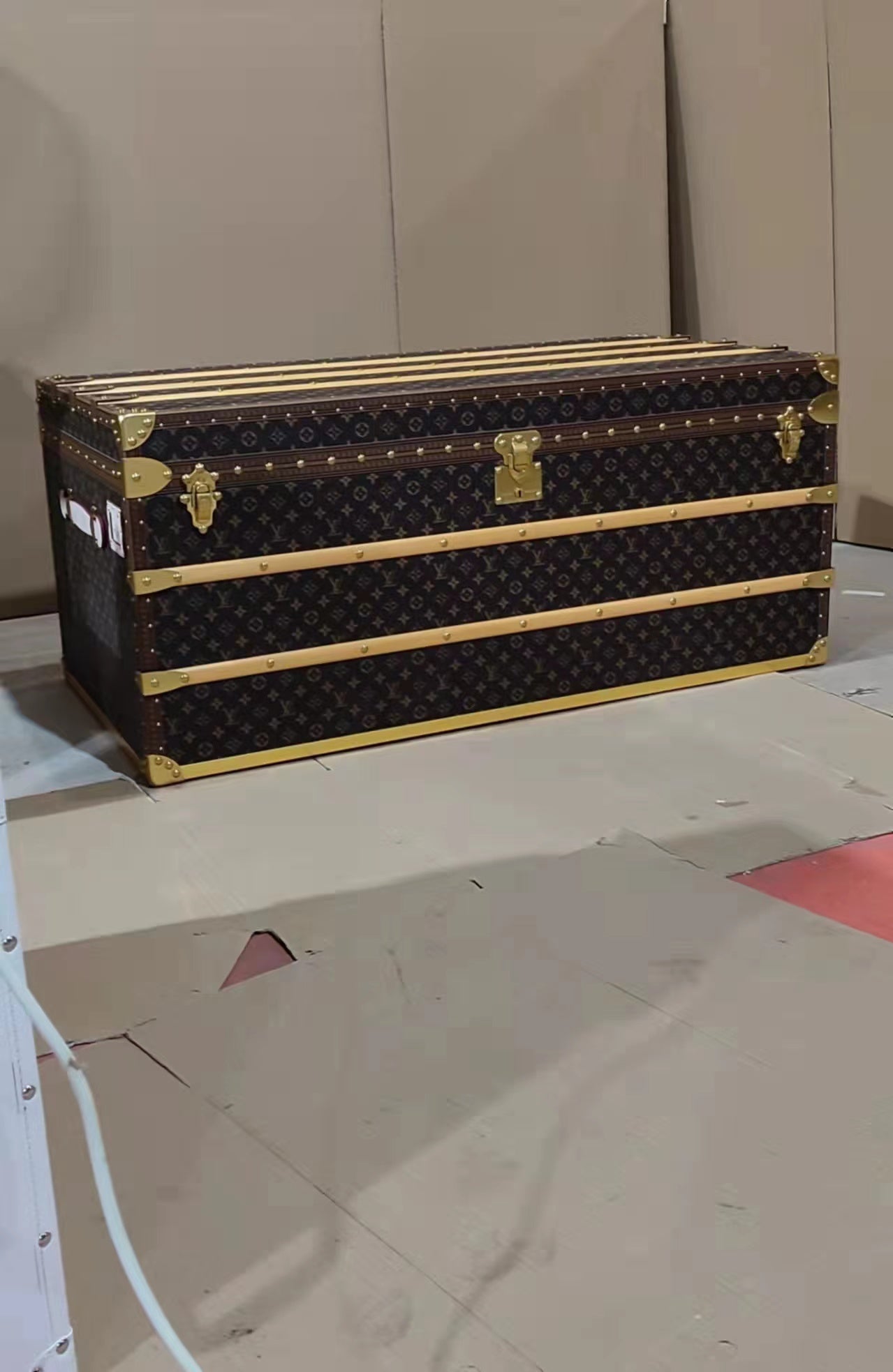 CUSTOM LV BROWN TRUNK