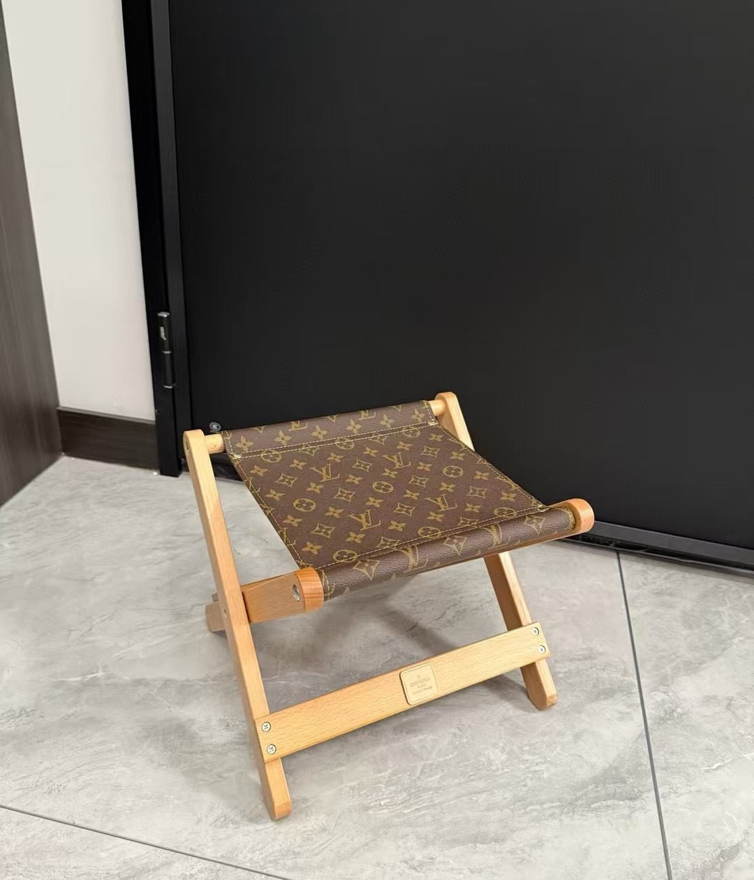 CUSTOM LV BARBECUE STOOL