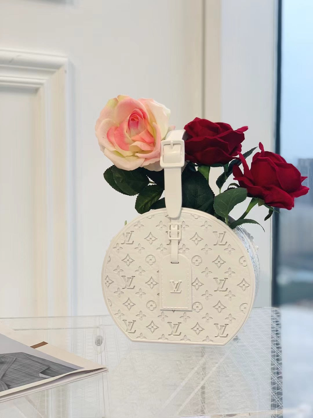 CUSTOM HAT BAG FLOWER VASE