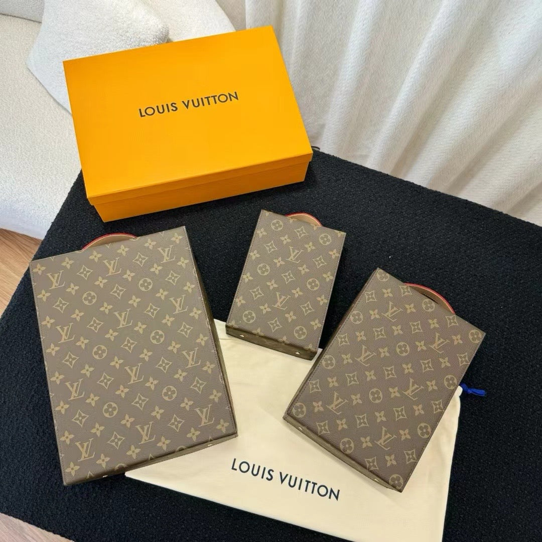 CUSTOM LV DESK TRAY WITH HANDLE