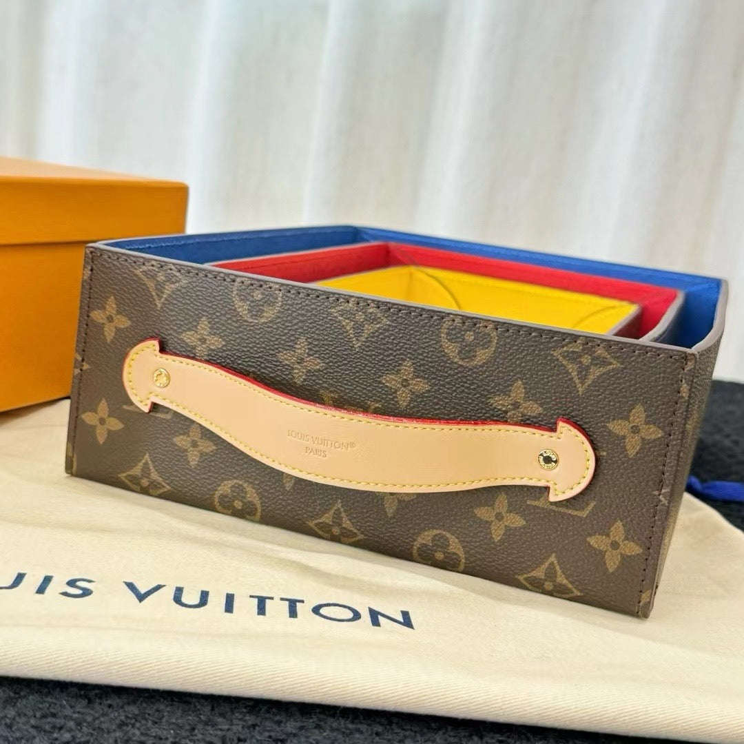 CUSTOM LV DESK TRAY WITH HANDLE