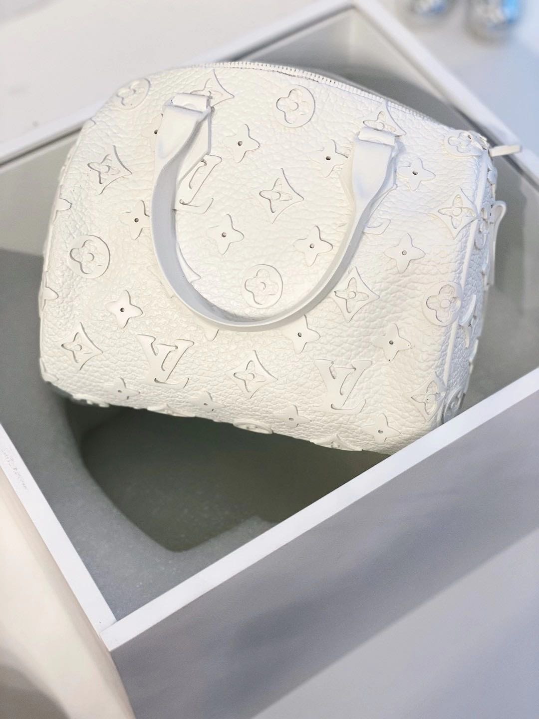 CUSTOM SPEEDY BAG FLOWER VASE