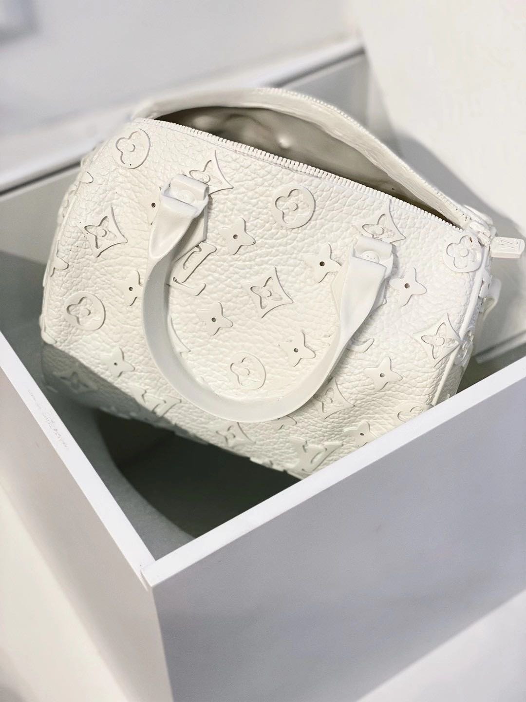 CUSTOM SPEEDY BAG FLOWER VASE