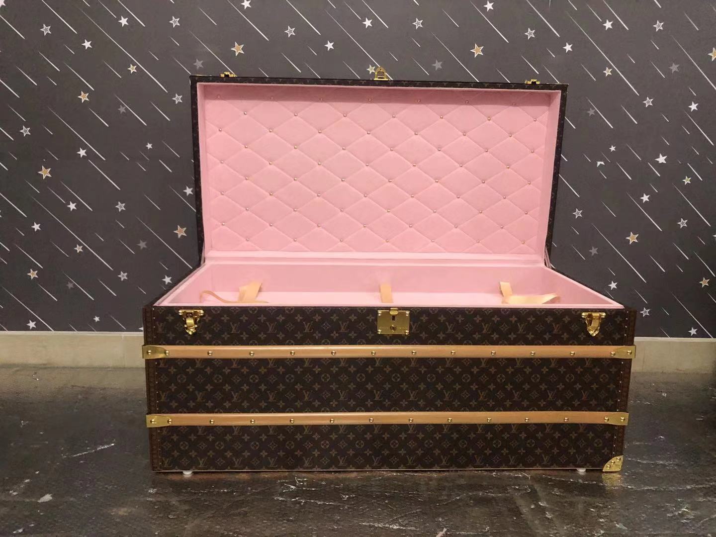 CUSTOM LV BROWN TRUNK