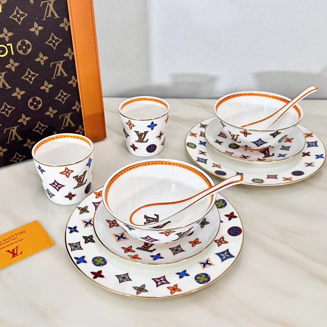 CUSTOM LV DINING TABLEWARE SET