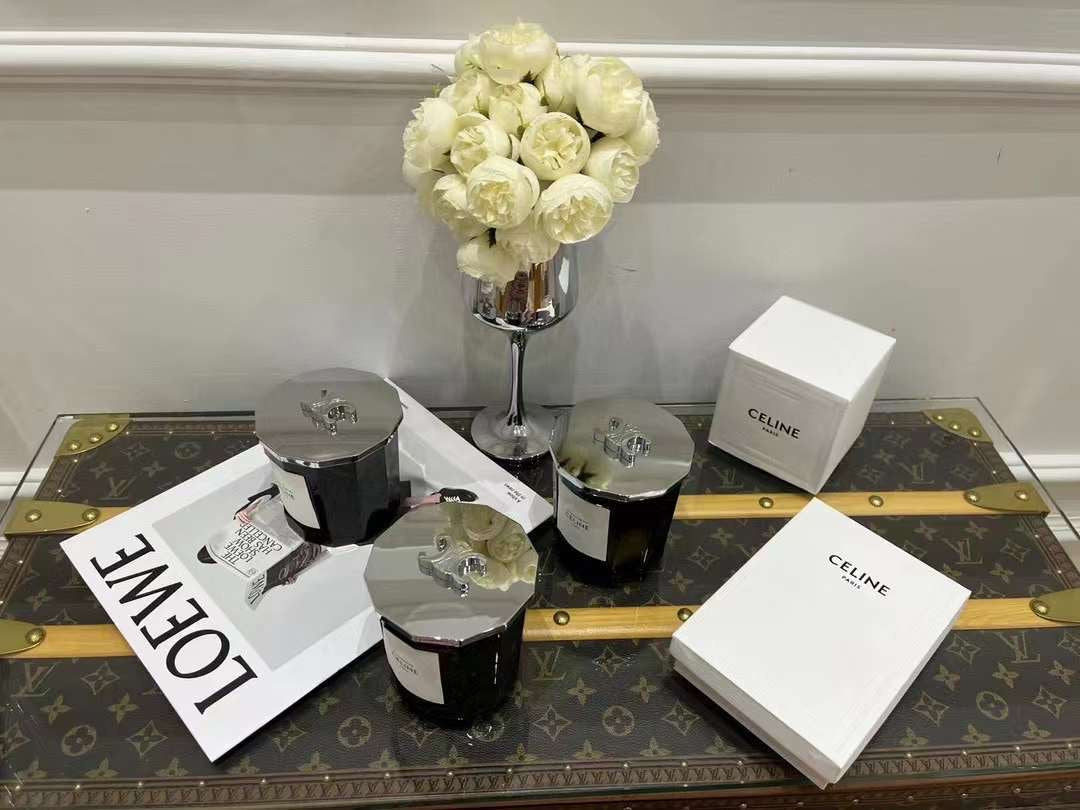 CELINE SCENTED CANDLE