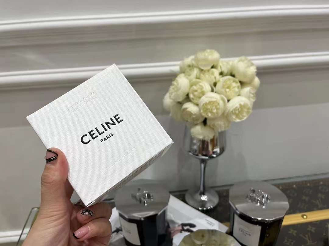 CELINE SCENTED CANDLE