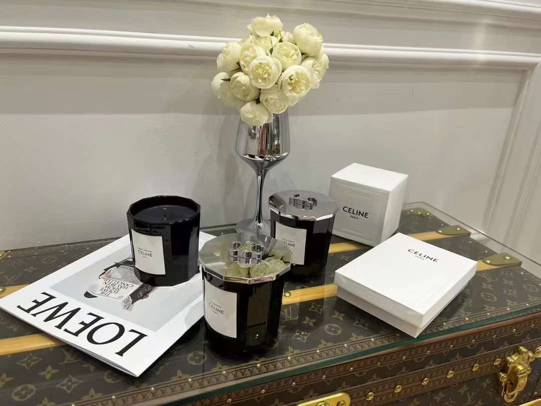 CELINE SCENTED CANDLE