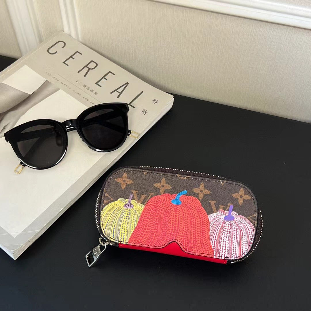 CUSTOM LV SUNGLASSES POUCH