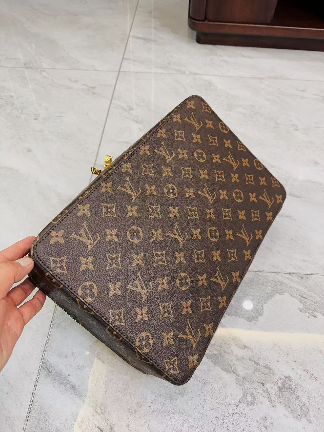 CUSTOM LV MAKE UP 3 IN 1 POUCH SET (BROWN INTERIOR)