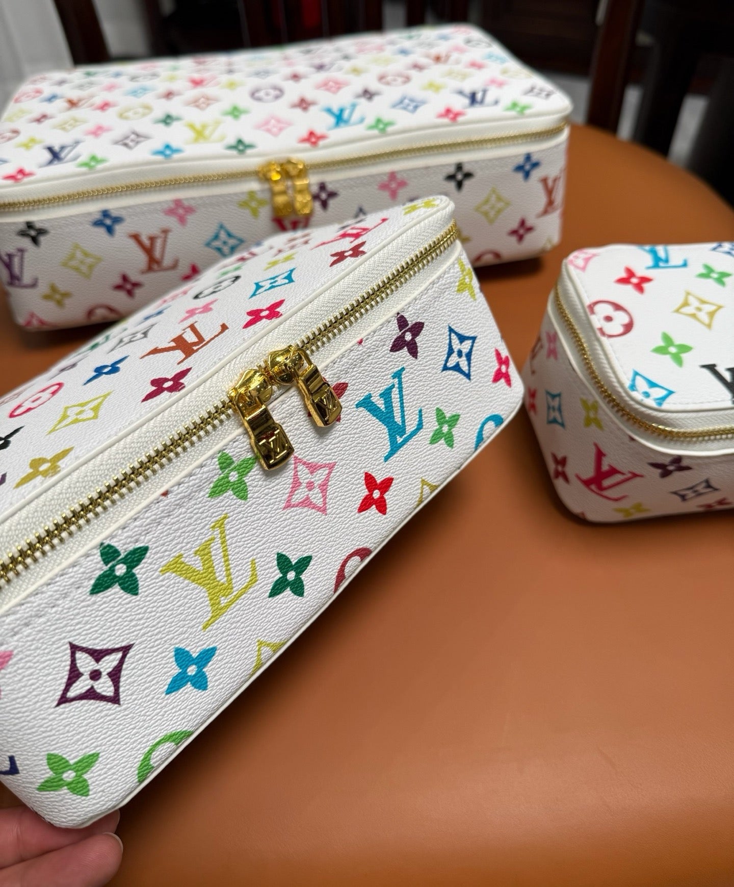 CUSTOM LV MAKE UP 3 IN 1 POUCH SET (MULTICOLOUR)