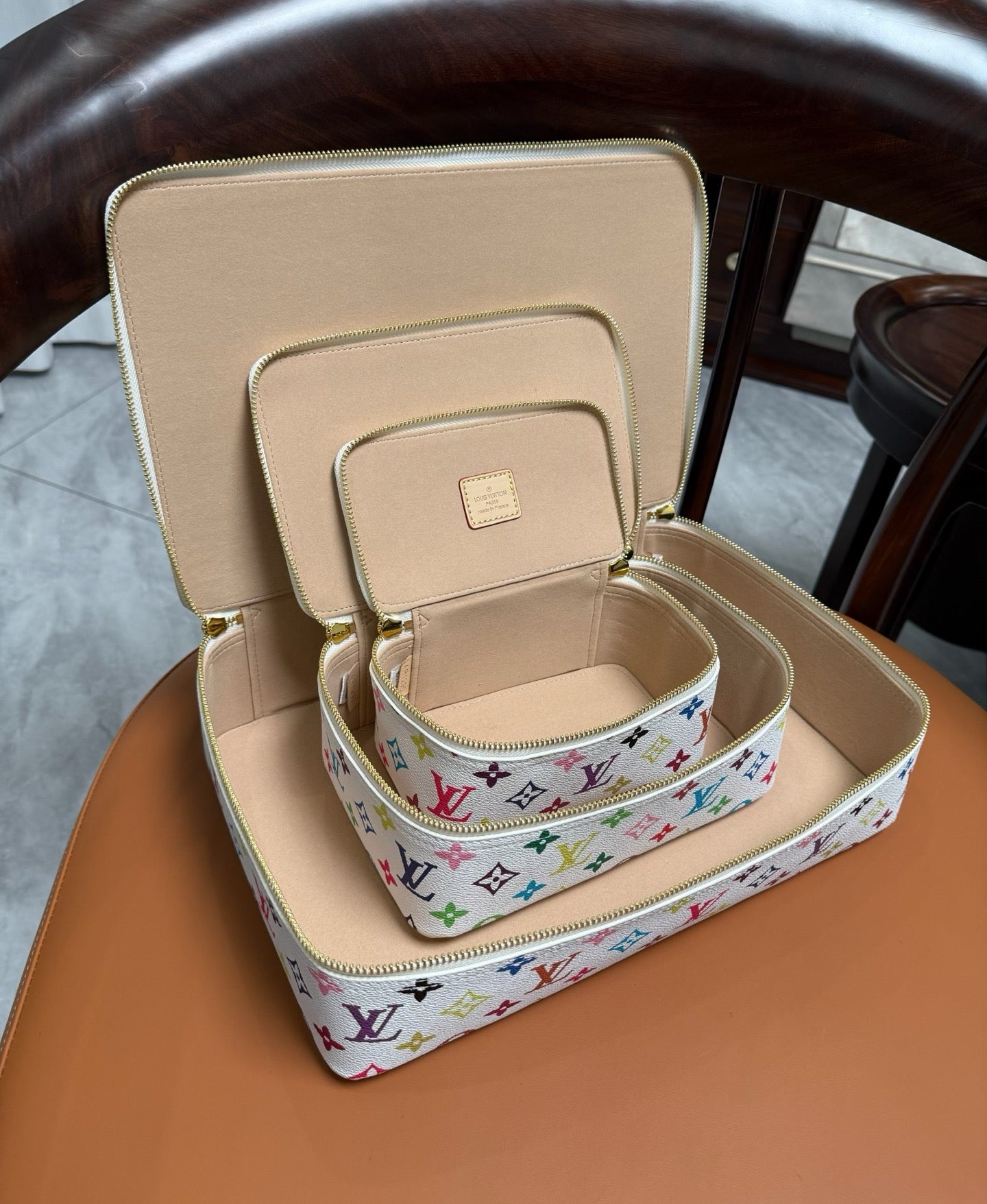 CUSTOM LV MAKE UP 3 IN 1 POUCH SET (MULTICOLOUR)