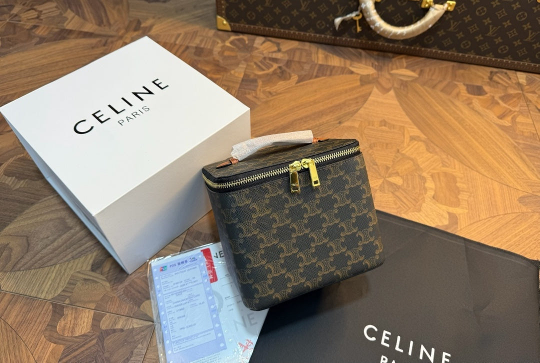 CELINE MAKE UP VANITY BAG