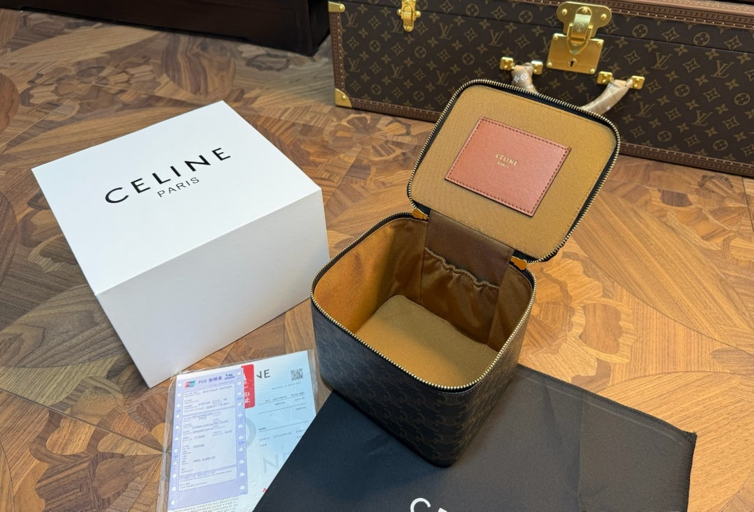 CELINE MAKE UP VANITY BAG