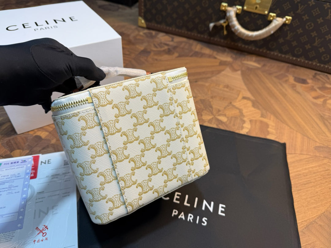 CELINE MAKE UP VANITY BAG (WHITE)