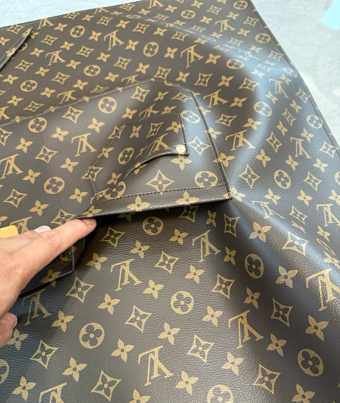 CUSTOM LV LEATHER APRON
