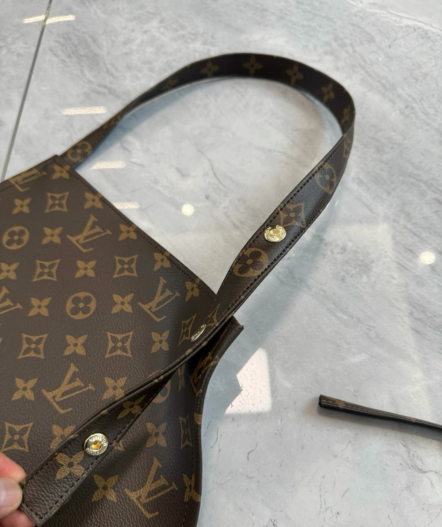 CUSTOM LV LEATHER APRON