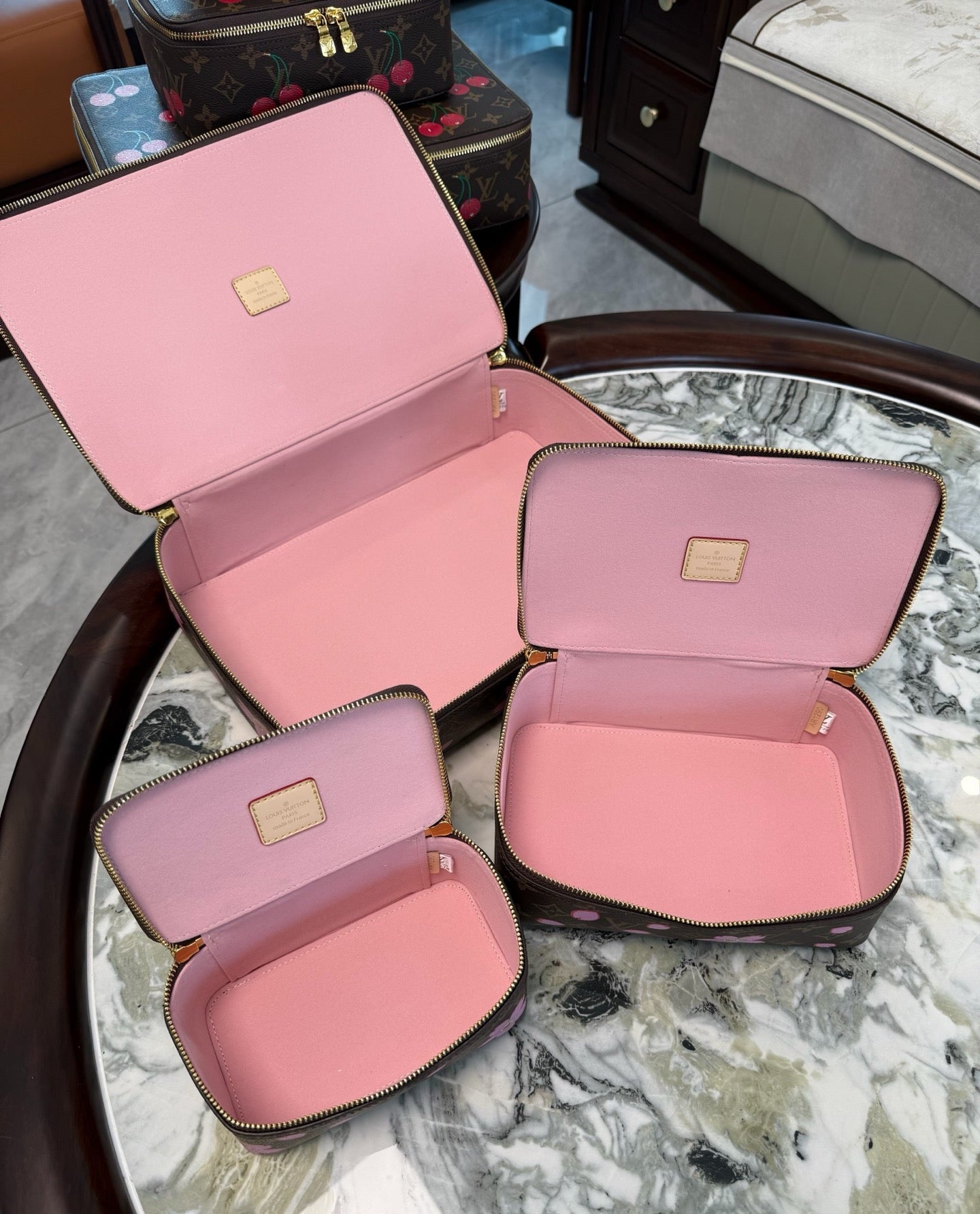 CUSTOM LV MAKE UP 3 IN 1 POUCH SET (MURAKAMI FLOWER)