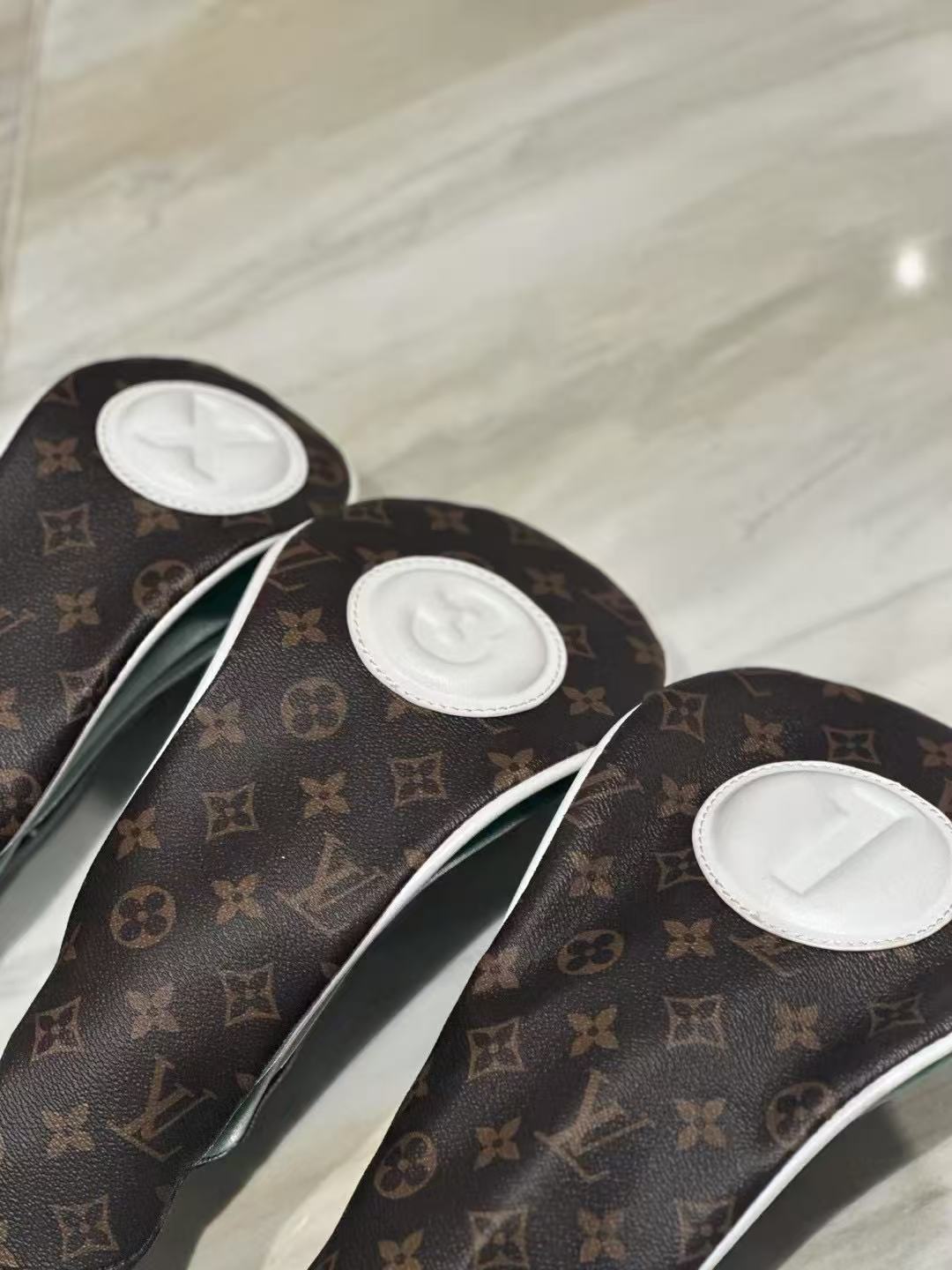CUSTOM LV GOLF BAG