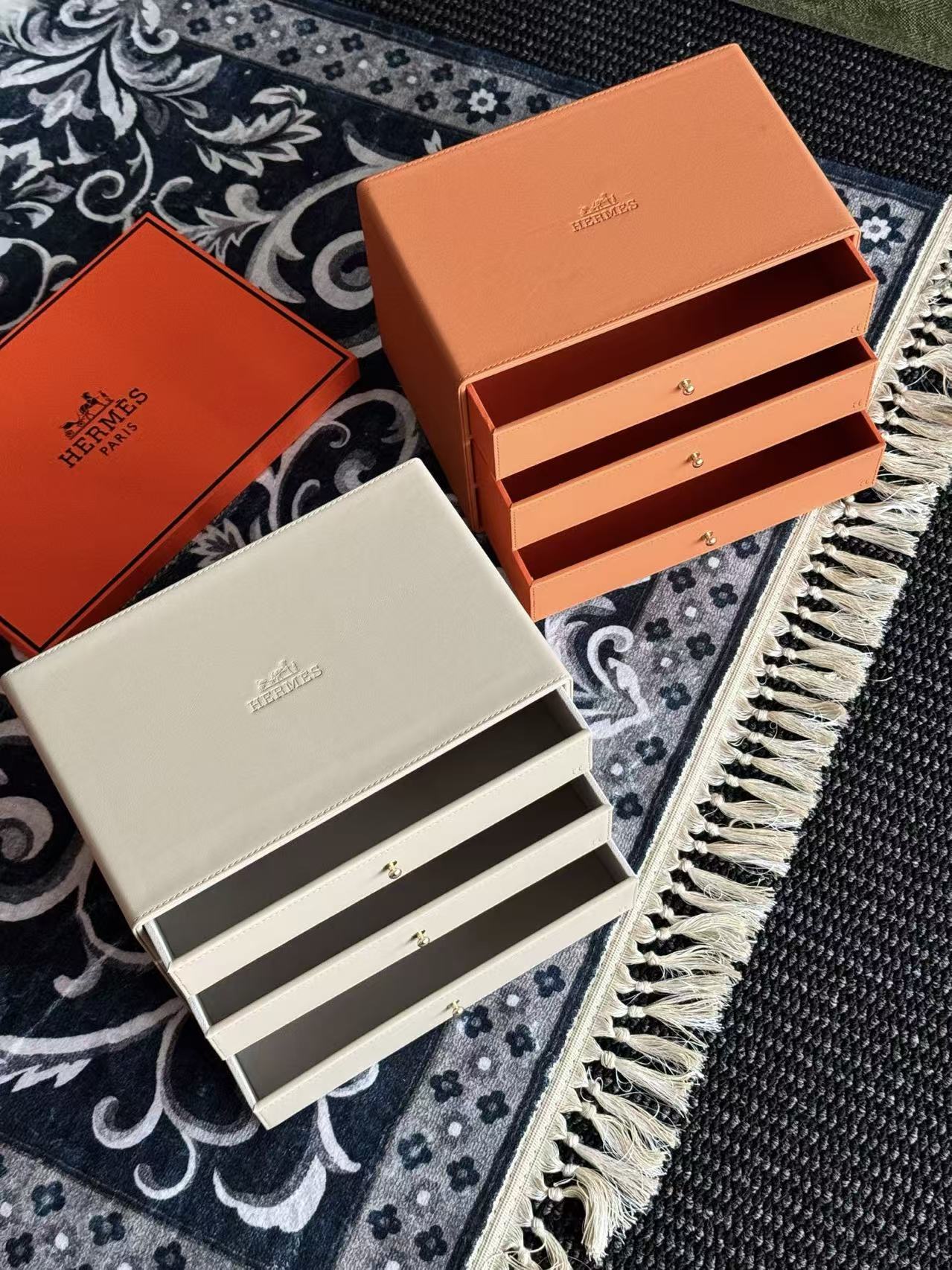 HERMES ACCESSORIES BOX (3 LAYERS)