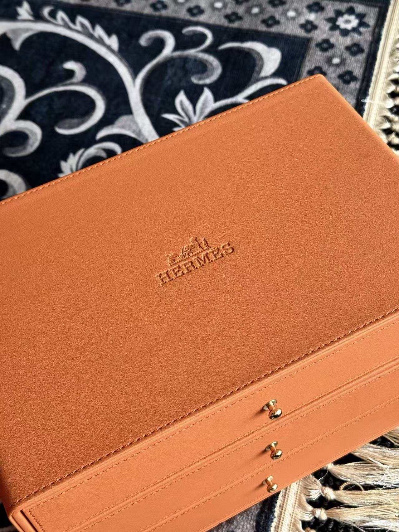 HERMES ACCESSORIES BOX (3 LAYERS)