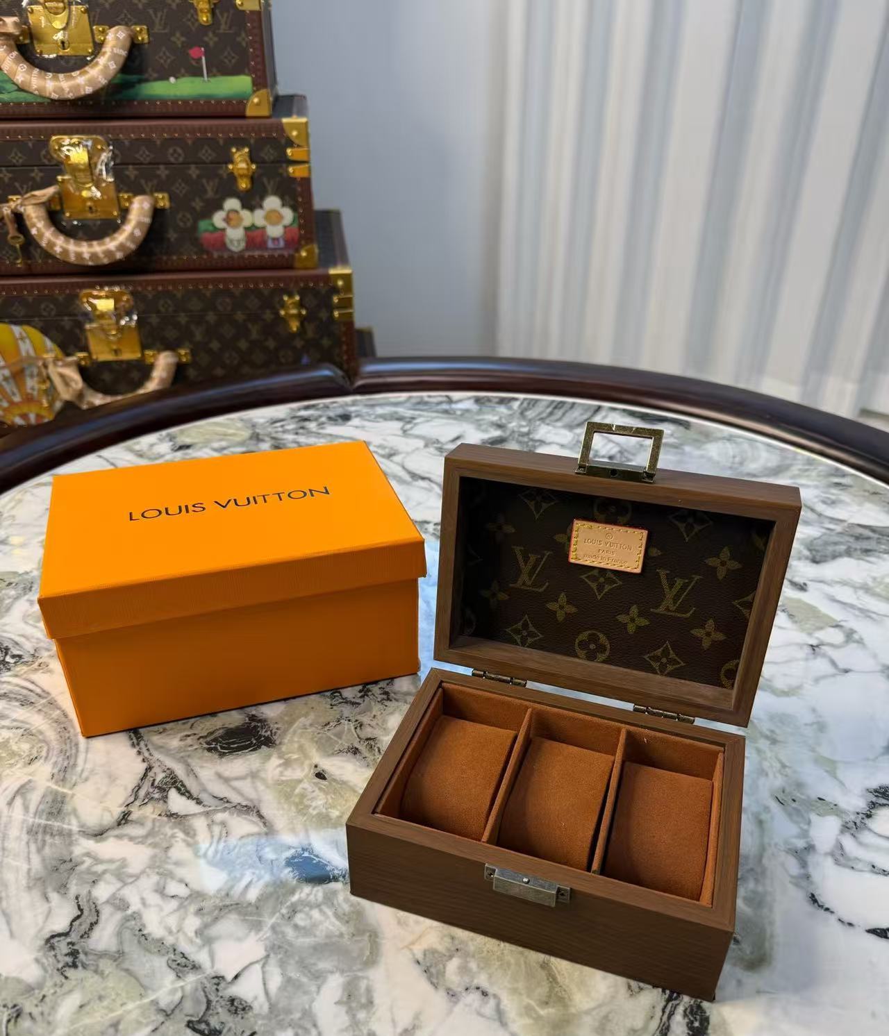 CUSTOM LV WATCH BOX (WOOD) – THE VAULT CHAMBER™
