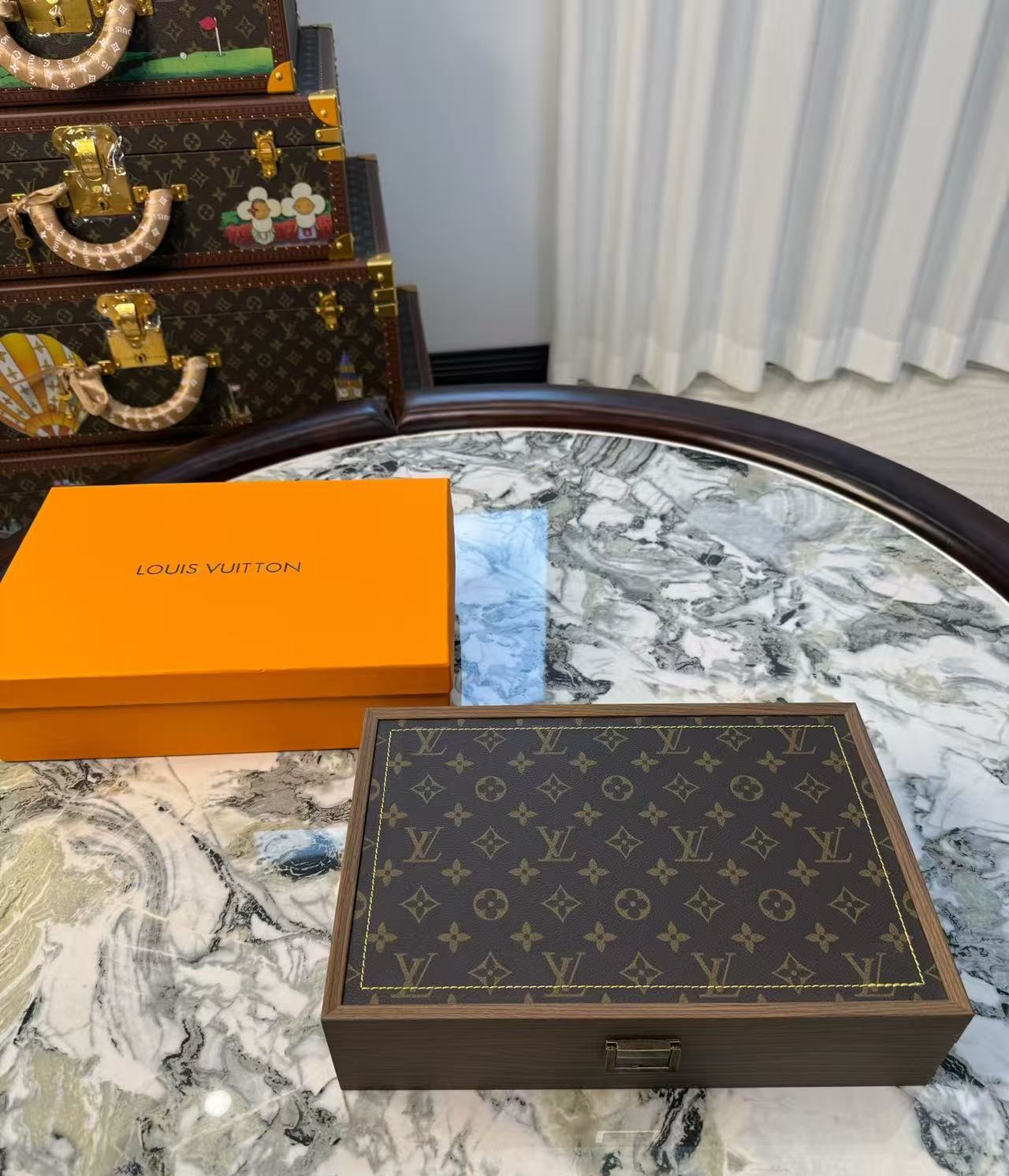 CUSTOM LV WATCH BOX (WOOD)
