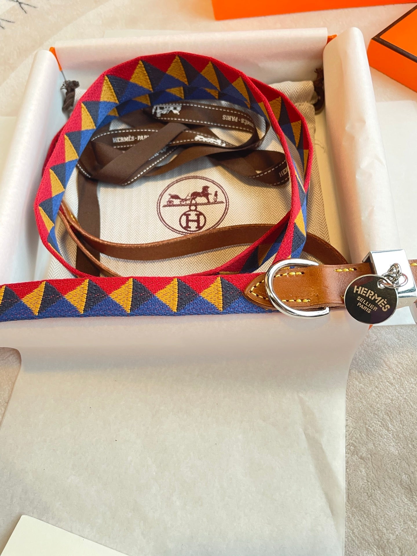 HERMES DOG HARNESS AND LEASH (TRIANGLES)