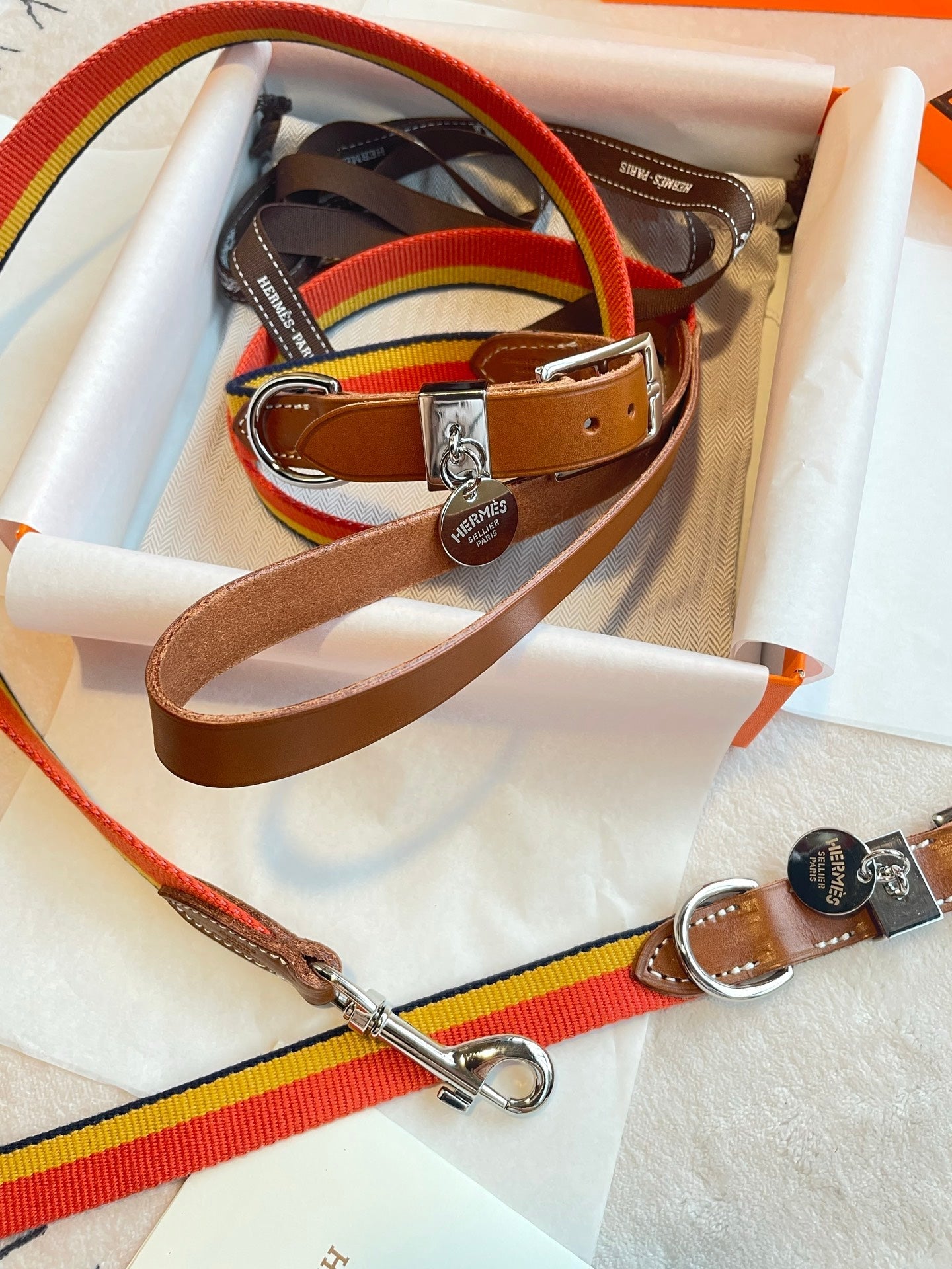 HERMES DOG HARNESS AND LEASH (STRIPES)