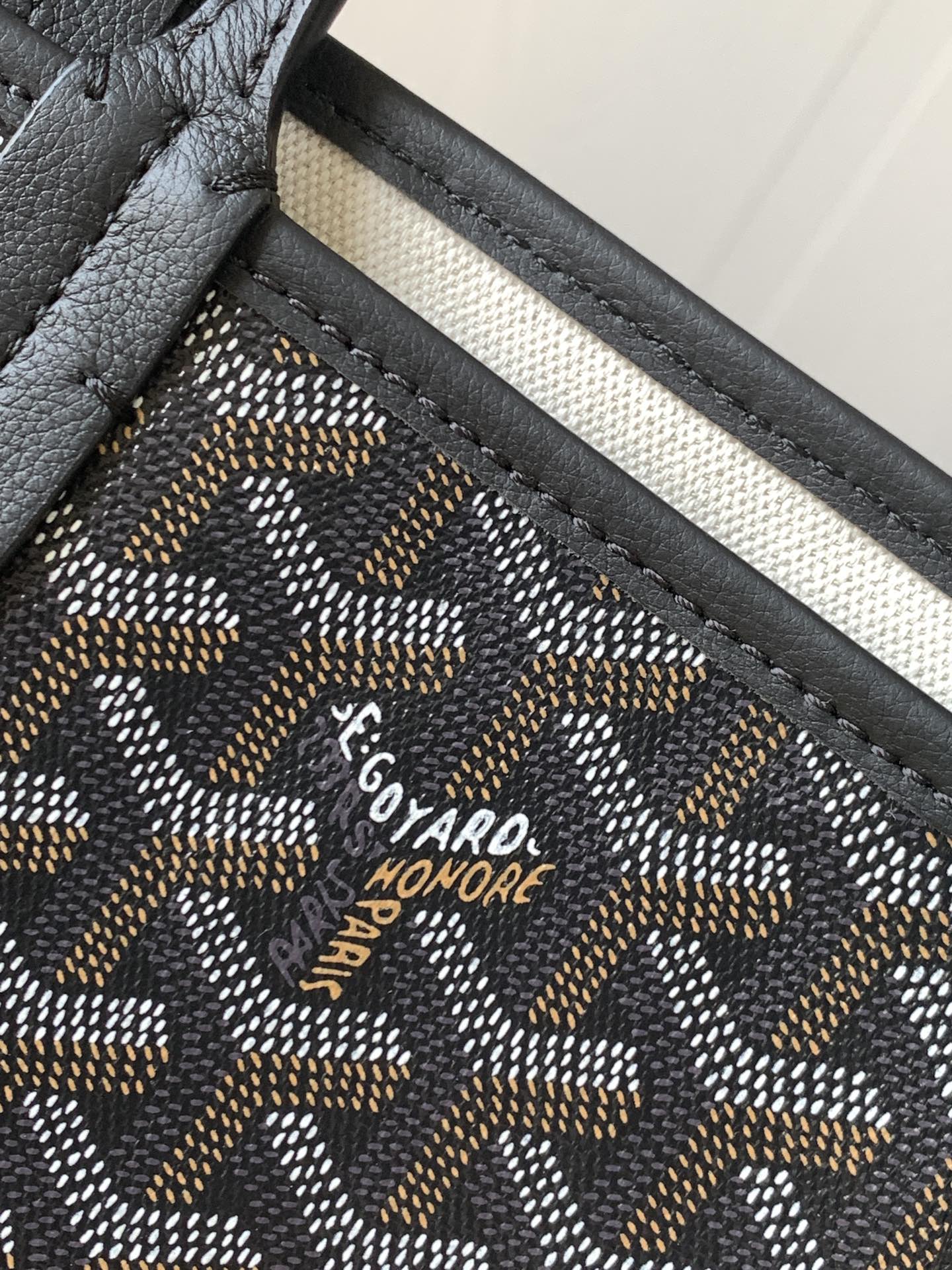 GOYARD PET BAG