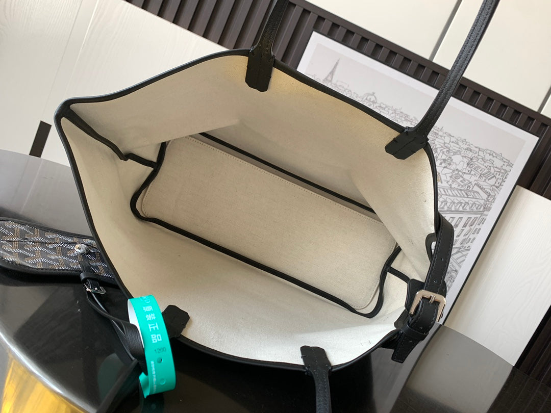 GOYARD PET BAG