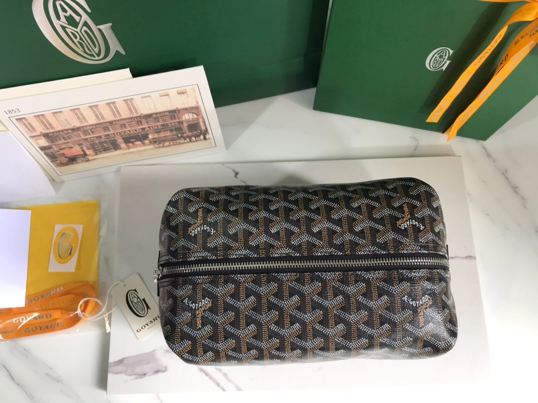 GOYARD VANITY POUCH